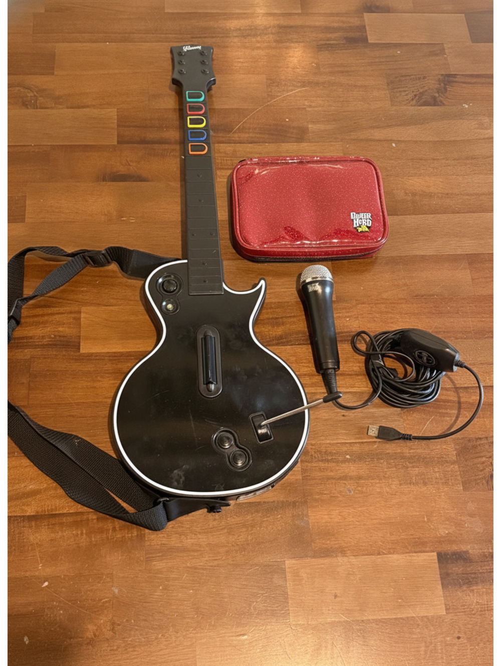 Guitar Hero Lot Xbox 360 Gibson Les Paul Wireless Guitar, Microphone & Case